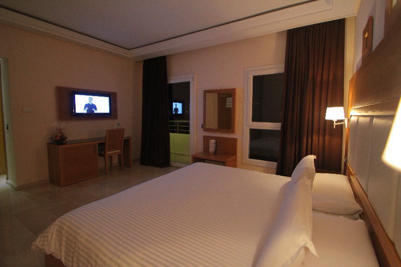 La Paloma 4*
